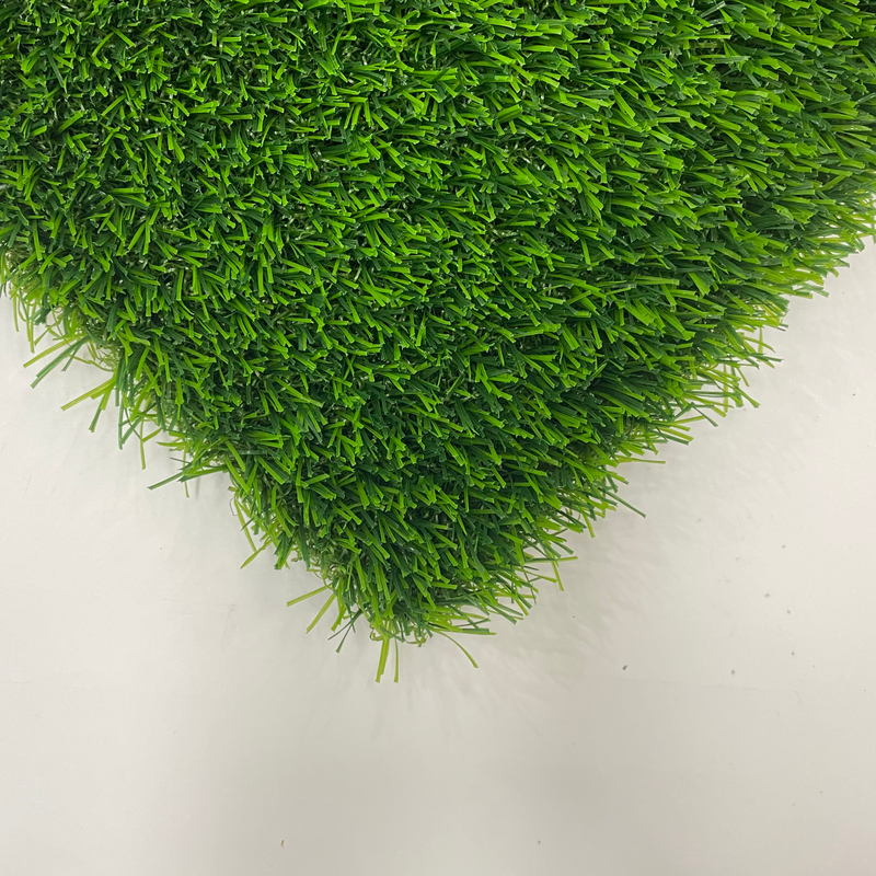 Lush Green Artificial Grass For Yard Design