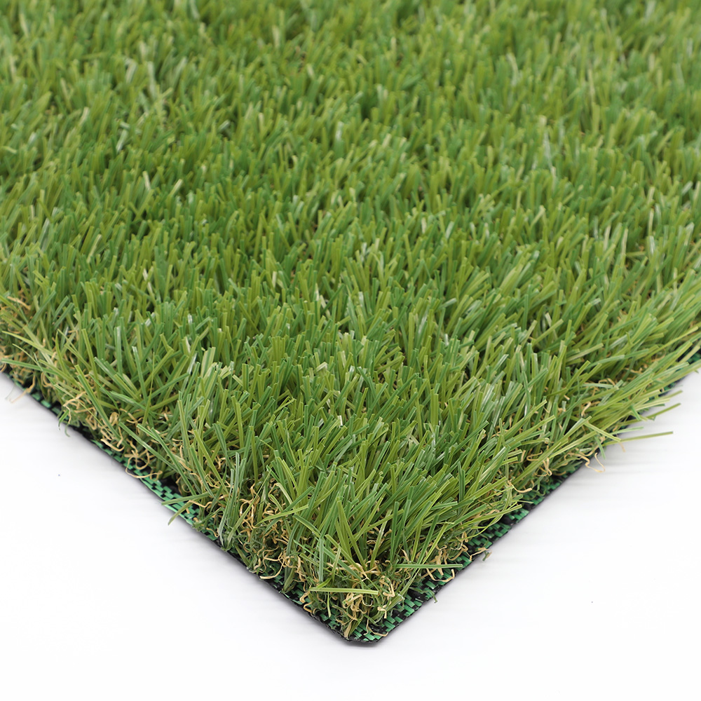 advantage of landscape grass