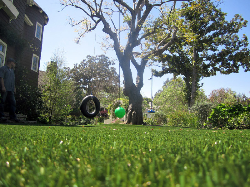 4 Color EU Standard Natural Looking Artificial Grass For Landscaping Decoration