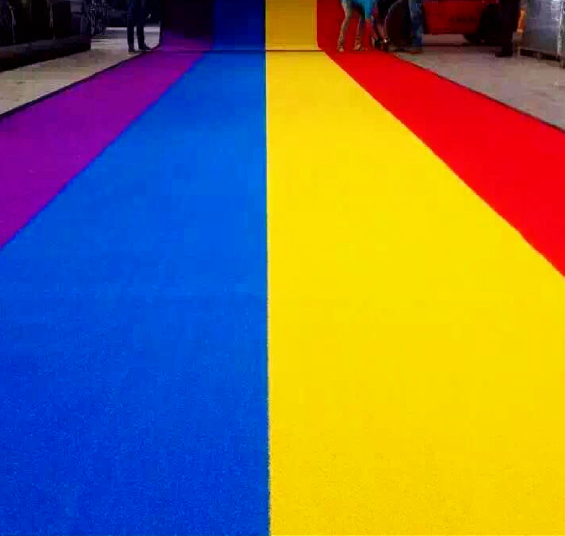 Four Color Artificial Turf For Runway Installation