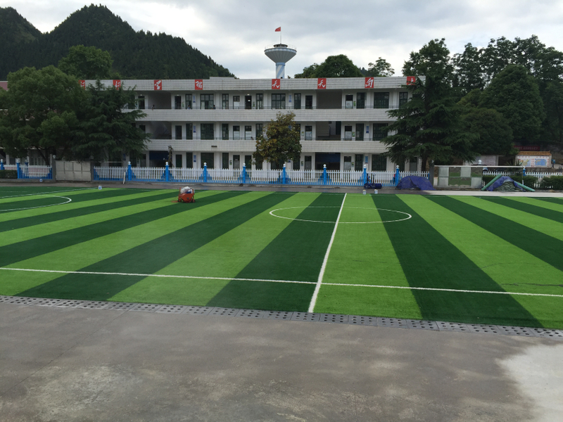 Wear Resistance Infilling High Level Artificial Grass For Football Stadium