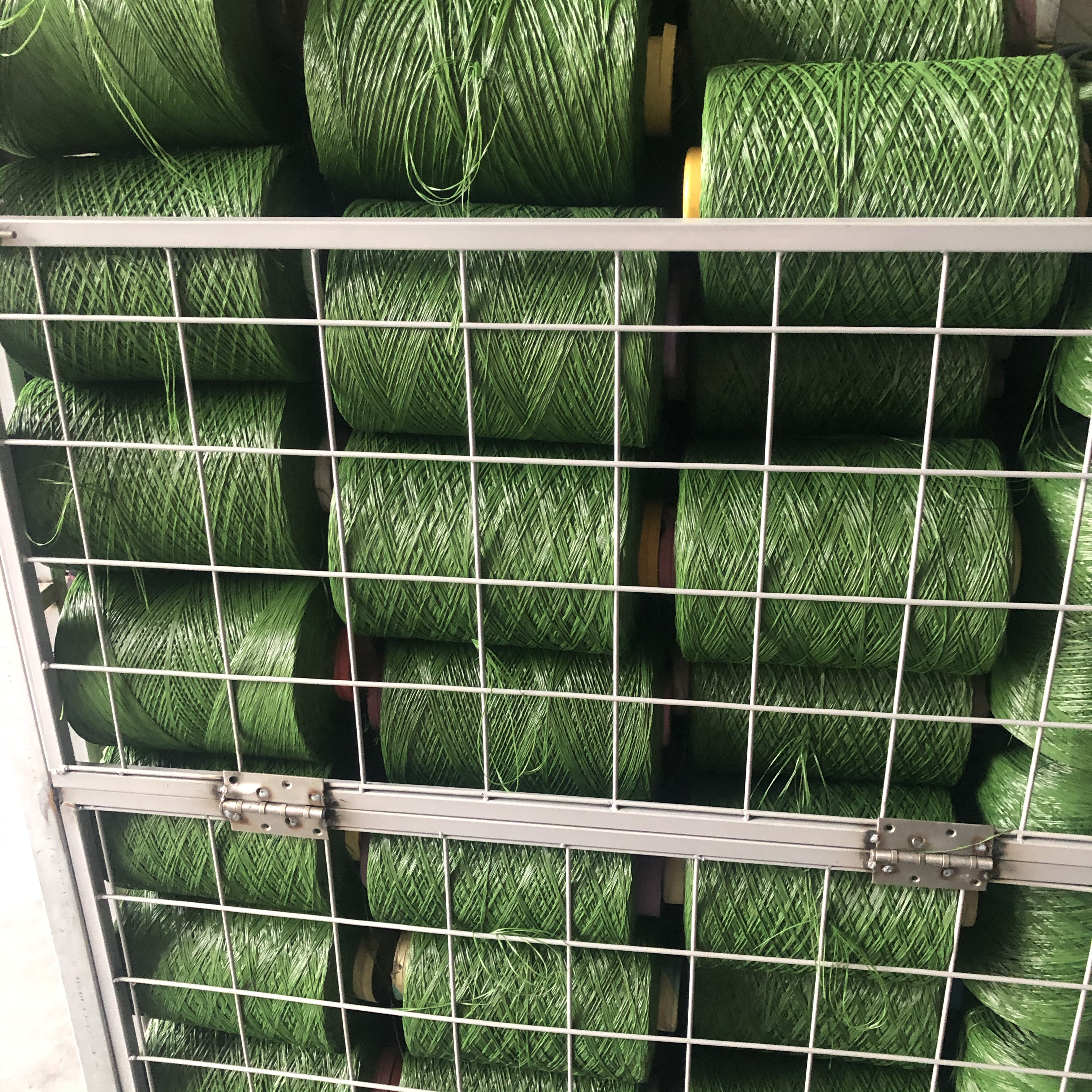 PE Material Monofilament Artificial Grass Yarn 