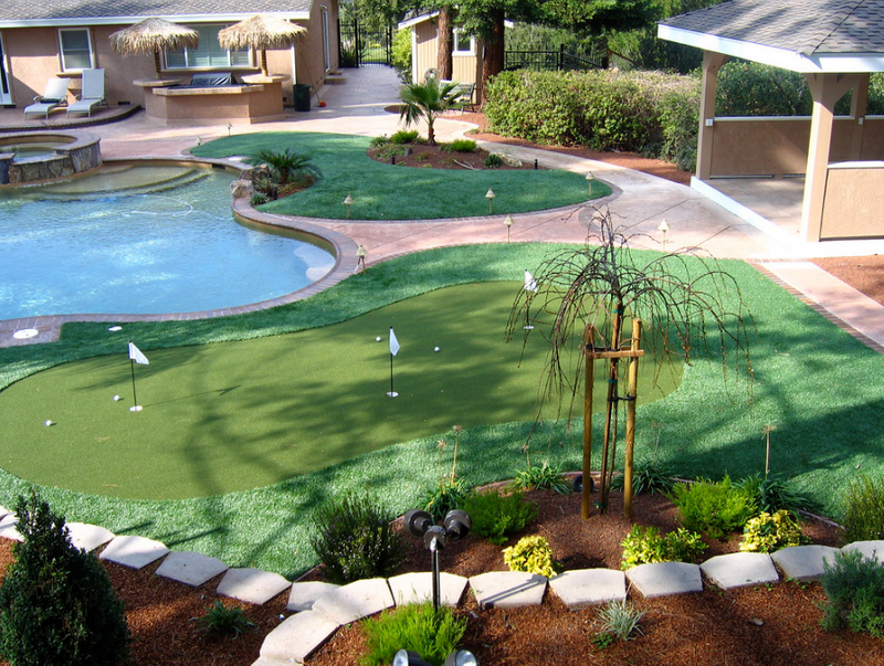 China Professional Factory Waterproof Economical Good Resilience Sports Artificial Turf for Golf Grass