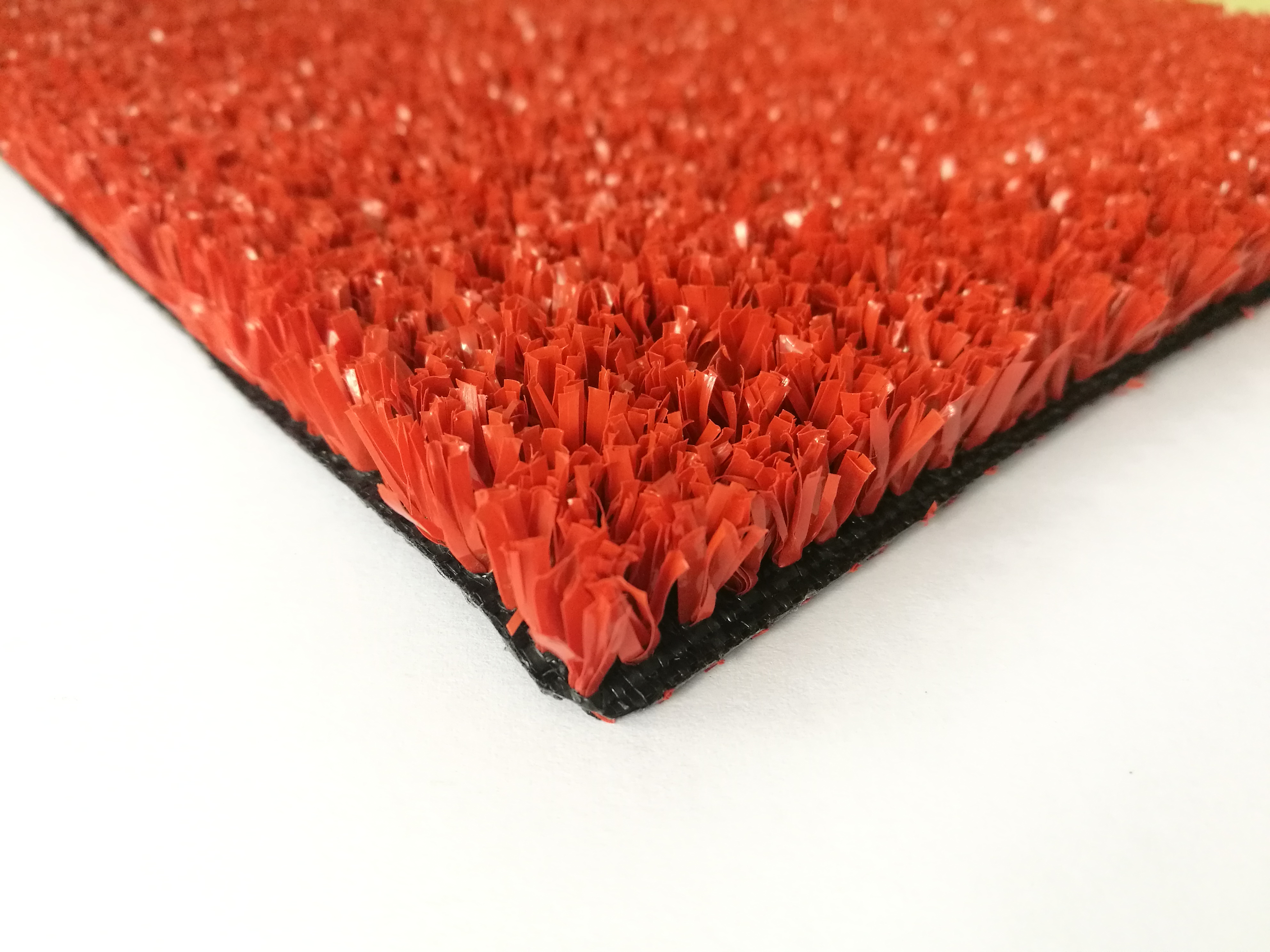 China manufacturer 7mm Fibrilated Yarn Competitive Pric Synthetic Grass for Multipurpose Grass