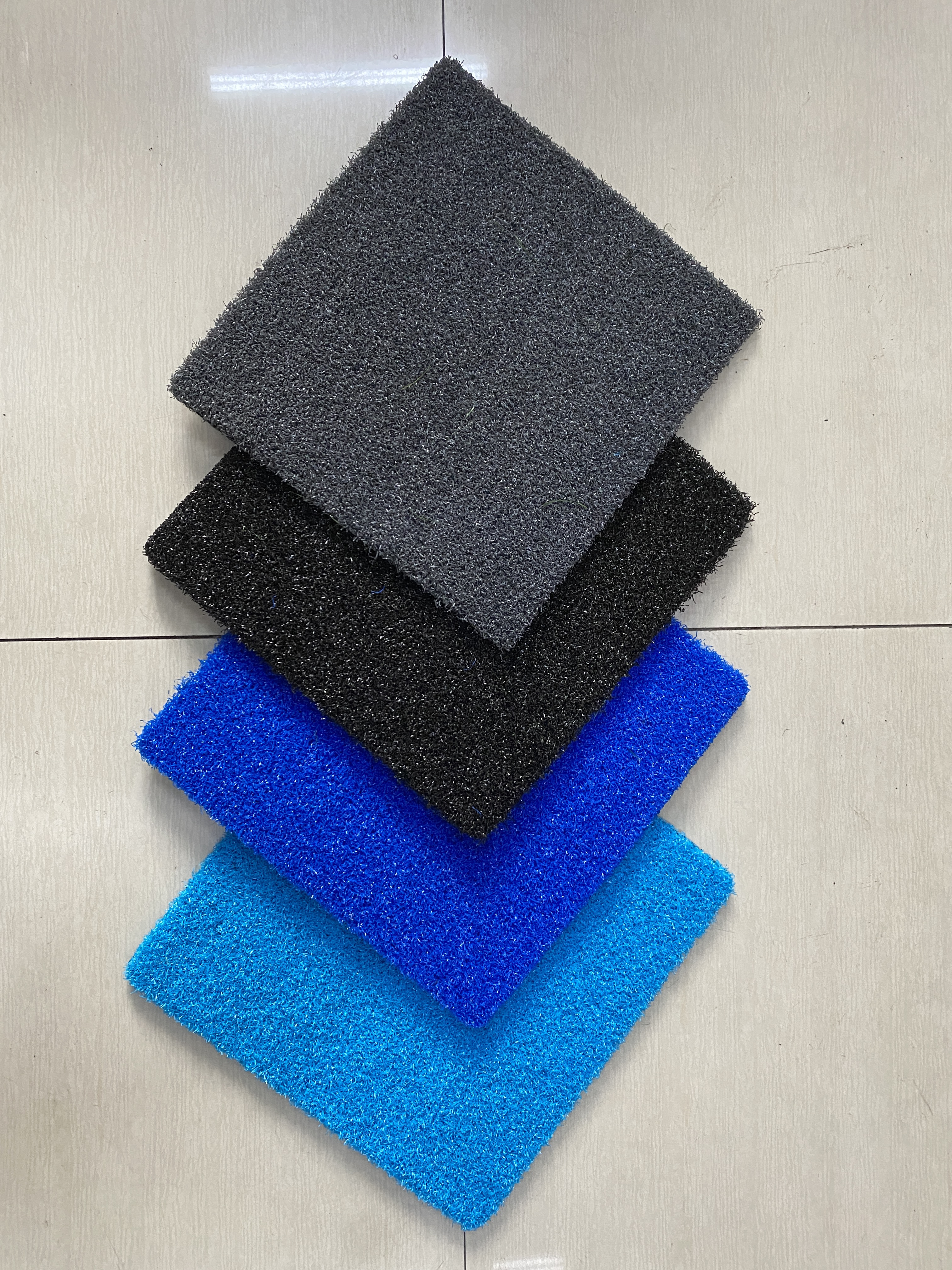 PP Curly Synthetic Grass For Multisports