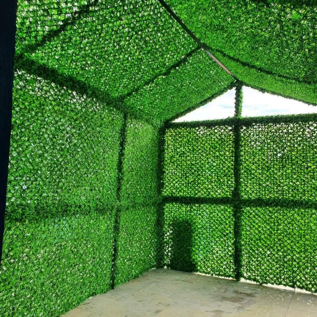 Anti UV Green Leaves Removable Artificial Vertical Plants for Fence Green Wall