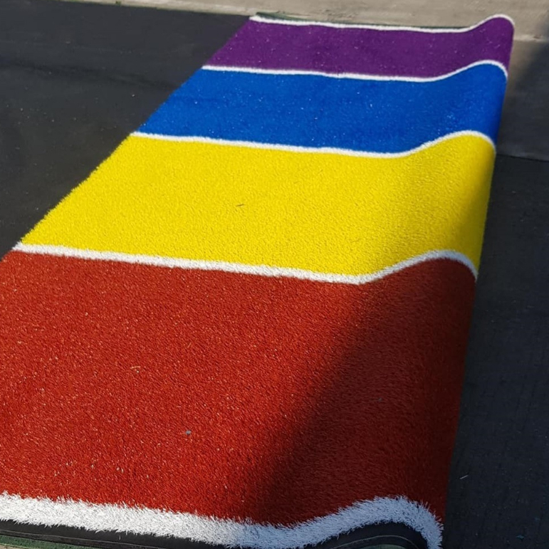 Four Color Artificial Turf For Runway Installation