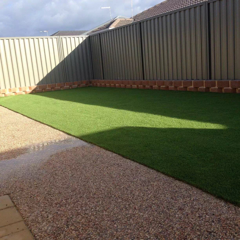 Waterproof Lusher Good Resilience Synthetic Grass for Leisure Lawn