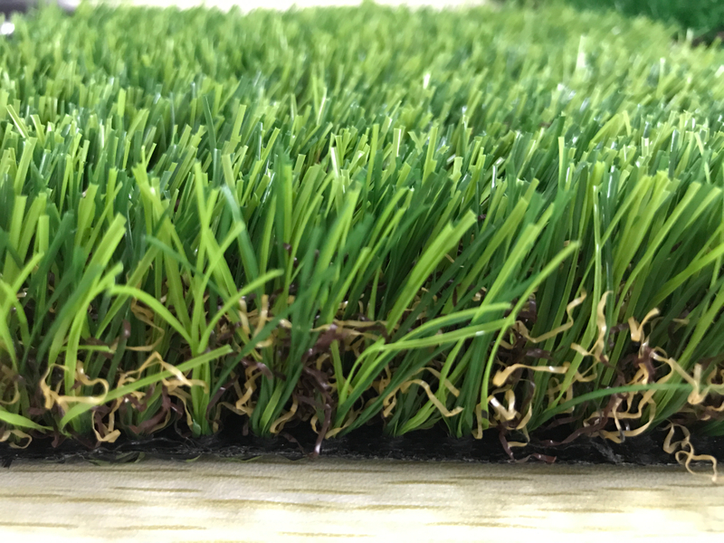 Waterproof Lusher Good Resilience Synthetic Grass for Leisure Lawn