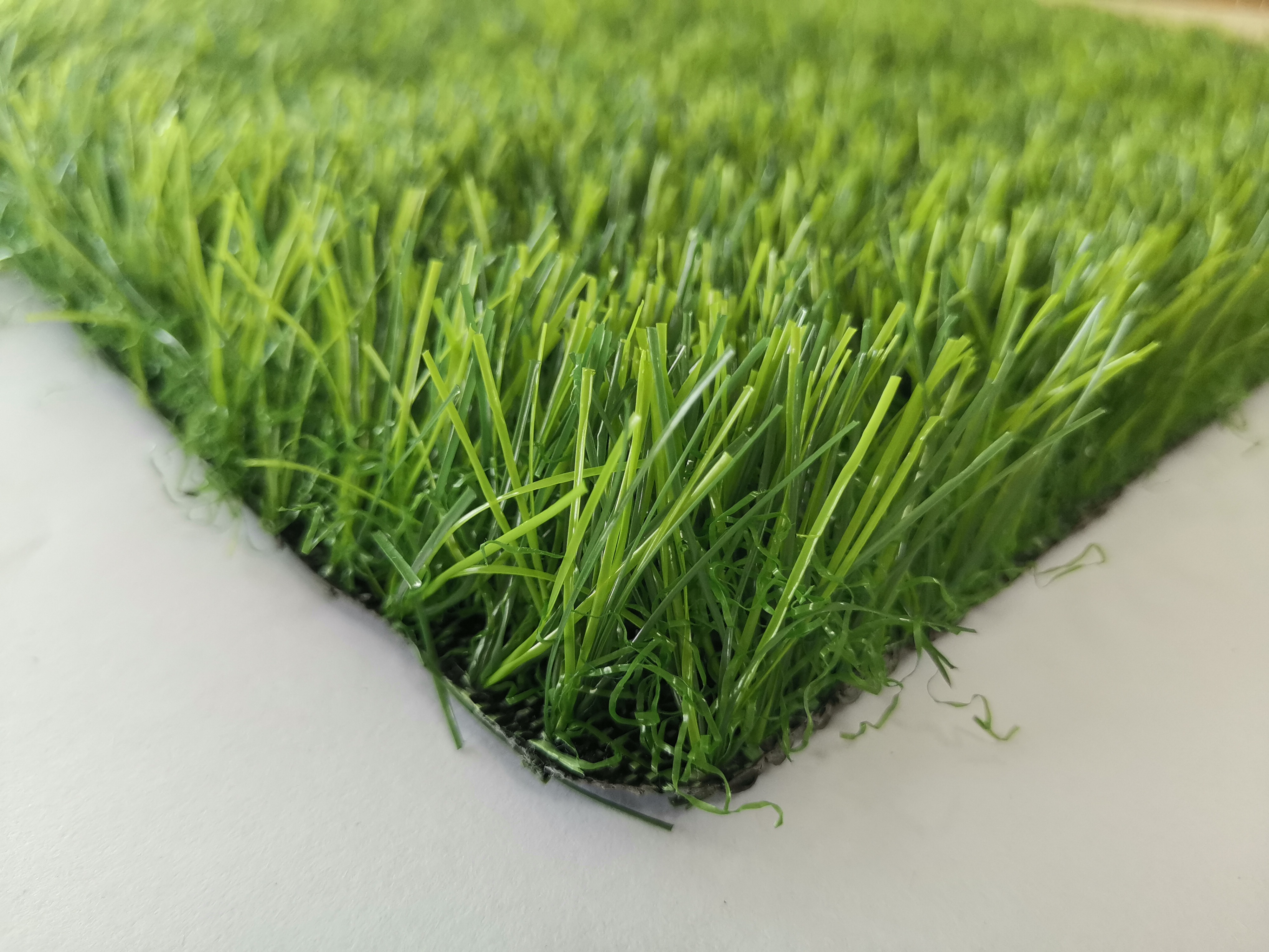 Flame Standard Natural Looking Good Drainage Multipurpose Artificial Grass for Home Decoration