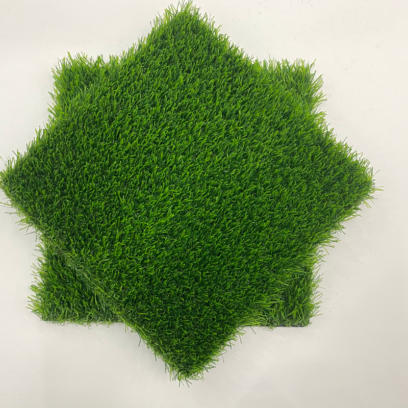 Lush Green Artificial Grass For Yard Design