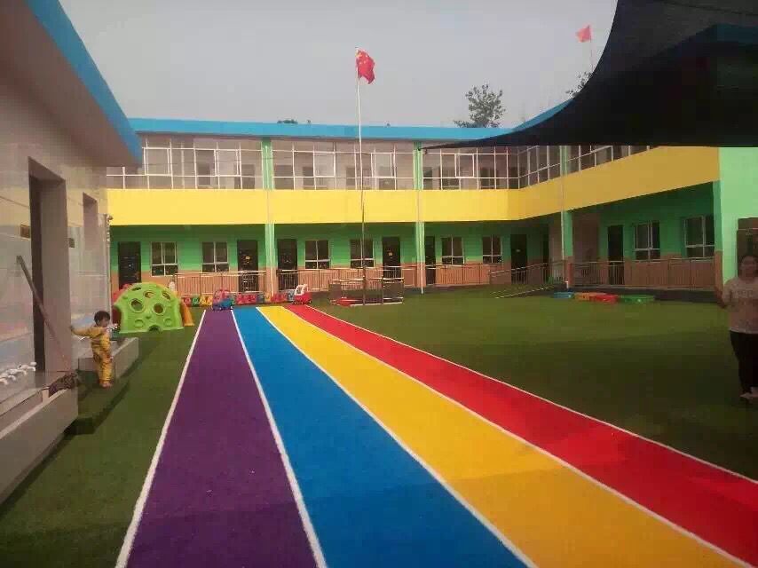 Customized Multicolor Eco-friendly Artificial Grass for Playground