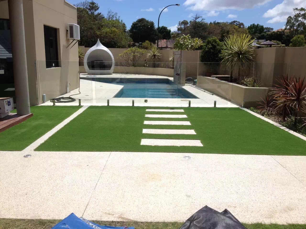 Multicolor Monofilament Waterproof Artificial Grass for Commercial Building